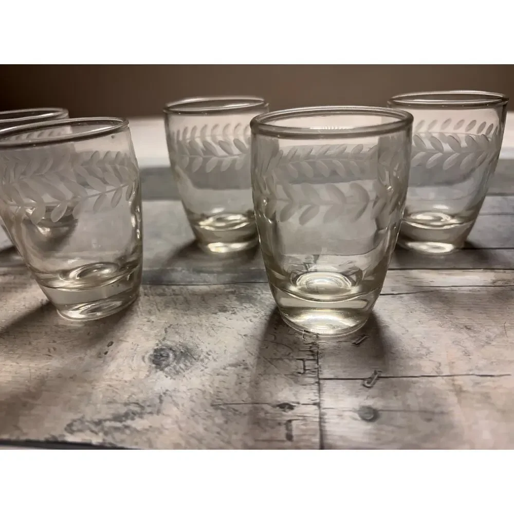 Set of 5 VINTAGE 1960s ANCHOR HOCKING Shot Glasses Etched Laurel Leaf Pattern!